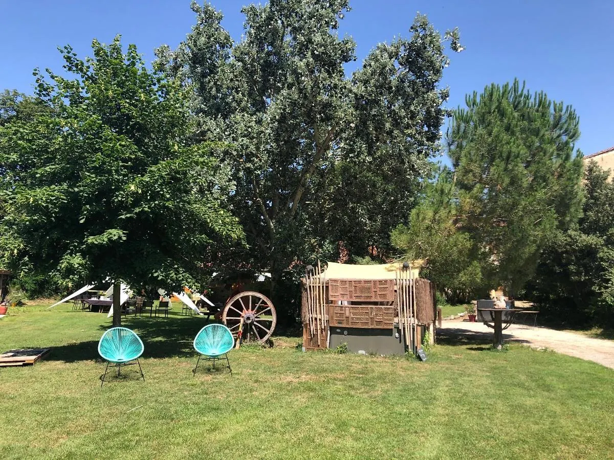 Les Robinsonades Hotel Couladere Resort
