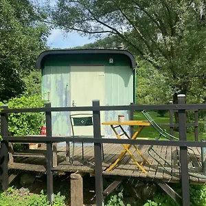  Hébergement de vacances Pipowagen Blagour Midden In De